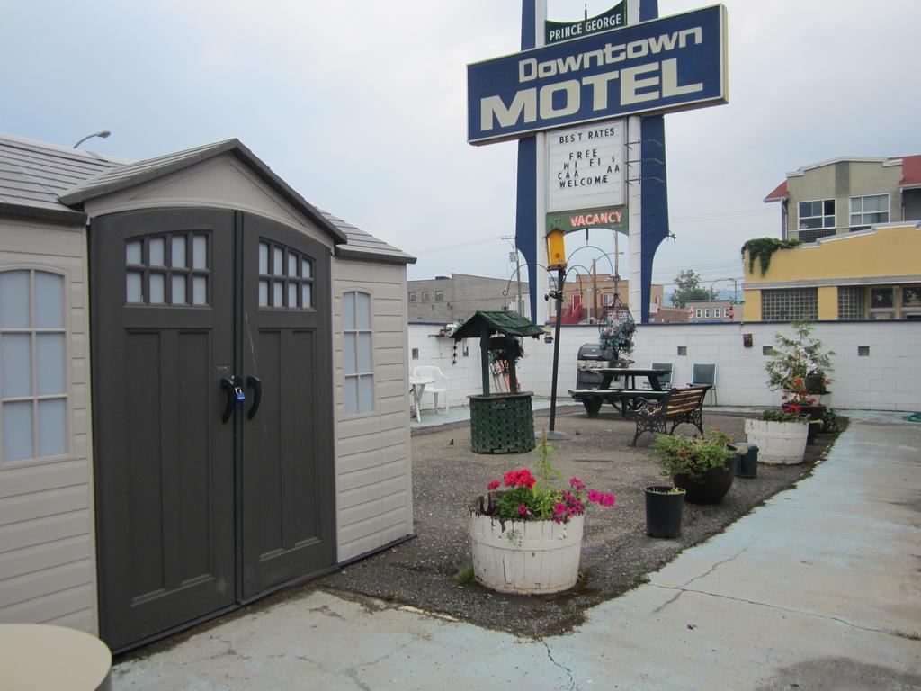 Downtown Motel Prince George Exterior photo